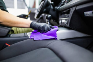 tips for keeping the interior of your car clean